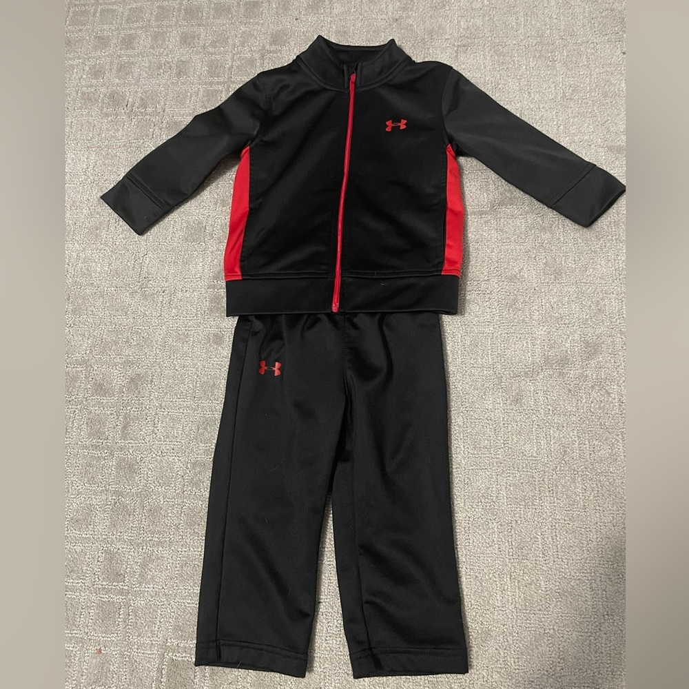 Sold on CP. Boys’ Under Armour Sweatsuit